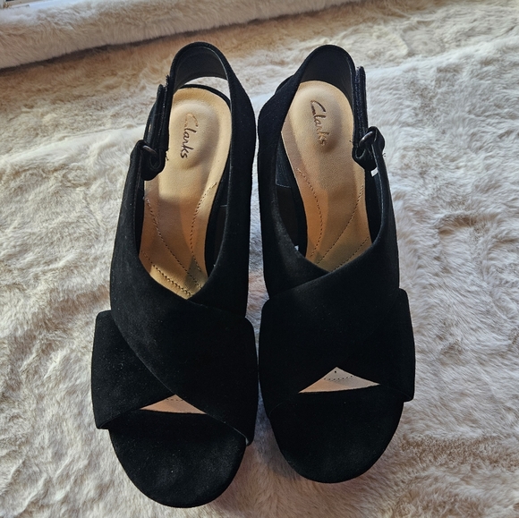 Clarks, Maritsa Lara Black Suede Wedge Sandals - Size 7.5. - Picture 2 of 7